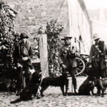 Paul Oswald mit Lehrling und Gesellen 1940er Jahre